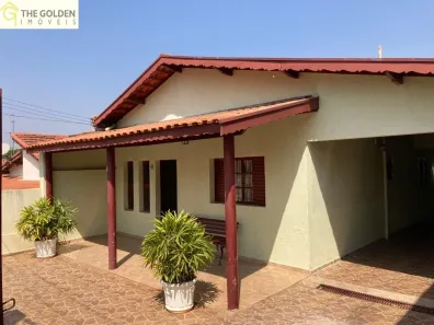 Casa com 3 Quartos à venda, 225m² no Vila São José, Valinhos