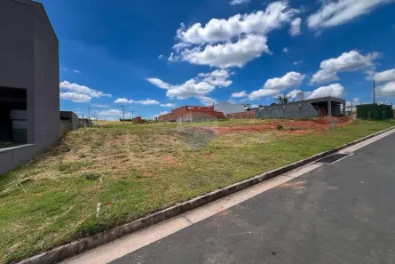 Lote/Terreno à venda, 250m² no Colinas do Castelo, Jaguariúna