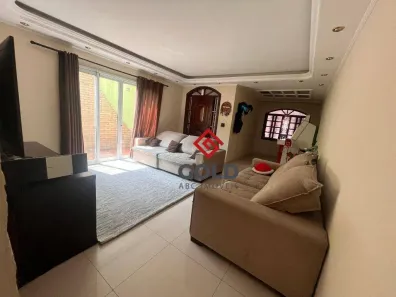 Sobrado com 3 Quartos à venda, 241m² no Parque das Nações, Santo André