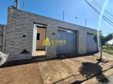 Casa com 3 Quartos à venda, 220m² no Jardim Ipanema, Uberlândia