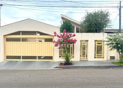 Casa com 4 Quartos à venda, 197m² no Brasília, Londrina