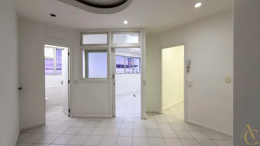 Sala Comercial para alugar, 36m² no Kobrasol, São José