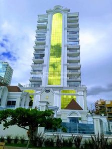 Apartamento com 4 Quartos à venda, 190m² no Meia Praia, Itapema