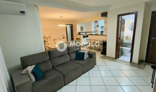 Apartamento com 3 Quartos à venda, 130m² no Jardim Colina, Uberlândia