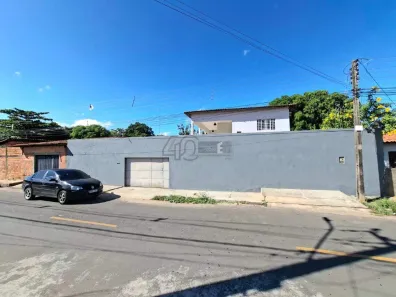 Casa com 3 Quartos à venda, 237m² no Santa Maria, Teresina