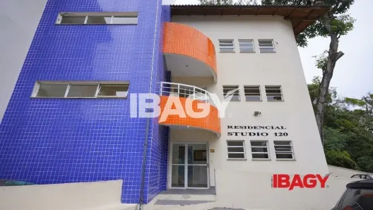 Apartamento com 1 Quarto para alugar, 25m² no Trindade, Florianópolis
