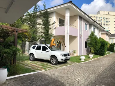 Casa com 4 Quartos à venda, 280m² no Buraquinho, Lauro de Freitas