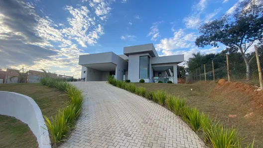 Casa de Condomínio com 4 Quartos à venda, 243m² no Sonho Verde, Lagoa Santa