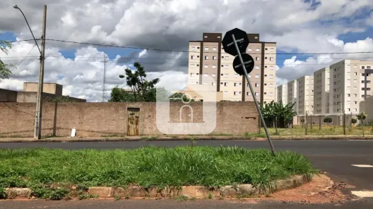 Lote/Terreno à venda, 520m² no Laranjeiras, Uberlândia