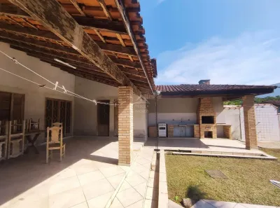 Casa de Condomínio com 5 Quartos à venda, 240m² no Morada da Praia, Bertioga