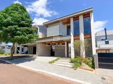 Sobrado com 2 Quartos à venda, 236m² no FAG, Cascavel