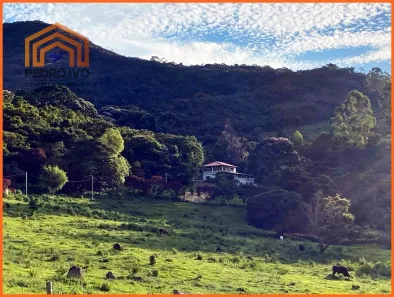 Fazenda/Sítio com 4 Quartos à venda, 330m² no , Lima Duarte