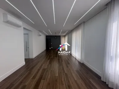 Apartamento com 3 Quartos para alugar, 185m² no Vila Embaré, Valinhos