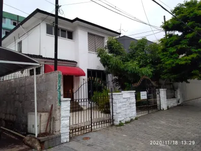 com 4 Quartos para alugar, 315m² no Água Branca, São Paulo