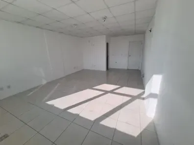 Sala Comercial para alugar, 34m² no Pagani, Palhoça