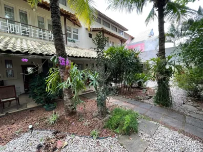 Casa de Condomínio com 4 Quartos à venda, 240m² no Recreio dos Bandeirantes, Rio de Janeiro