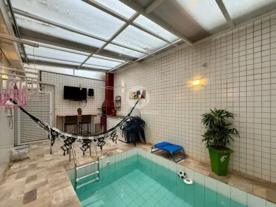 Casa com 3 Quartos à venda, 134m² no Marapé, Santos
