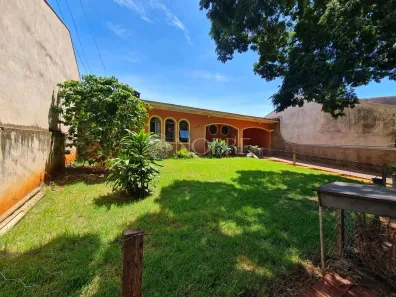 Casa com 5 Quartos à venda, 160m² no Zona 03, Maringá