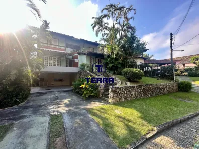 Casa de Condomínio com 5 Quartos à venda, 700m² no Badu, Niterói