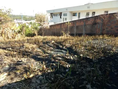Lote/Terreno à venda, 1000m² no São Luiz, Belo Horizonte