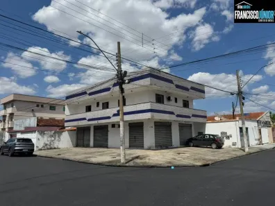 Sobrado com 6 Quartos à venda, 813m² no Setor Coimbra, Goiânia