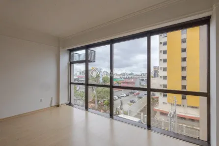 Sala Comercial à venda, 46m² no Centro, Canoas