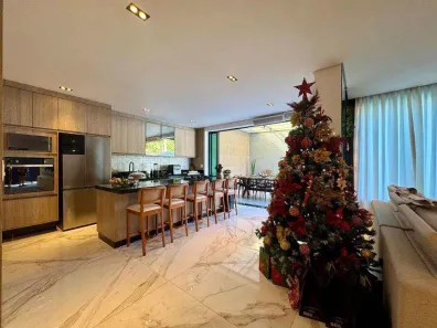 Casa com 4 Quartos à venda, 300m² no Canto do Forte, Praia Grande