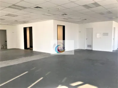 Sala Comercial para alugar, 406m² no Jardim das Acácias, São Paulo