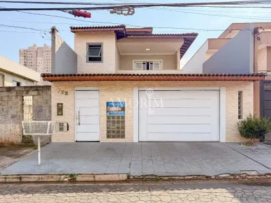 Casa com 3 Quartos à venda, 204m² no Portais (Polvilho), Cajamar
