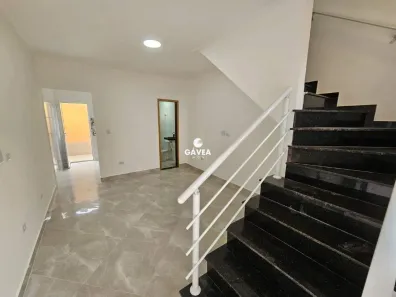 Sobrado com 2 Quartos à venda, 61m² no Real, Praia Grande