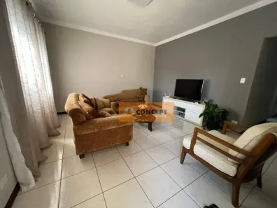 Casa com 3 Quartos à venda, 204m² no Vila Santa Maria, Poá