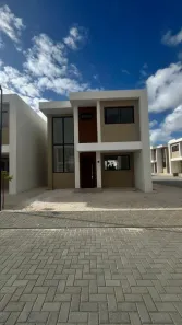 Casa de Condomínio com 3 Quartos à venda, 10m² no Buraquinho, Lauro de Freitas