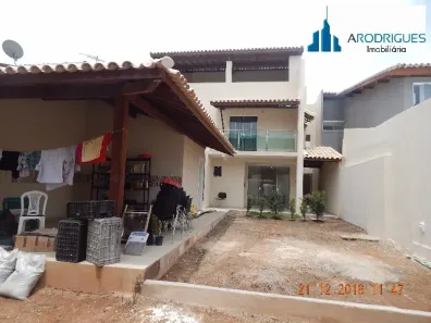 Casa com 3 Quartos à venda, 260m² no Piatã, Salvador