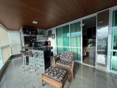 Apartamento com 4 Quartos à venda, 180m² no Praia do Canto, Vitória