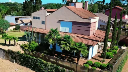 Casa com 3 Quartos à venda, 400m² no Samuara, Caxias do Sul