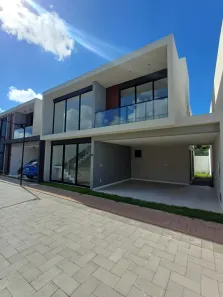 Casa de Condomínio com 4 Quartos à venda, 208m² no Buraquinho, Lauro de Freitas