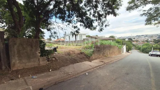 Lote/Terreno à venda, 2000m² no Centro, Vinhedo