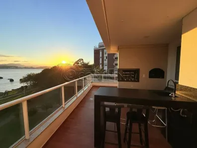 Apartamento com 3 Quartos à venda, 230m² no Abraão, Florianópolis