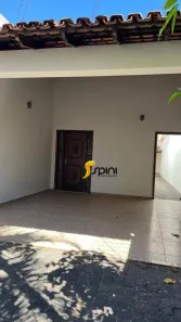 Casa com 3 Quartos à venda, 175m² no Santa Mônica, Uberlândia