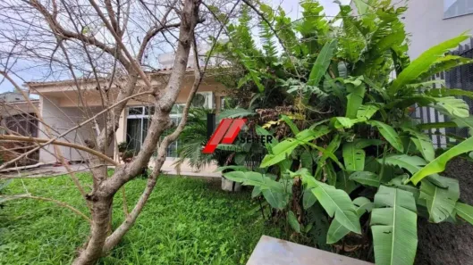 Casa com 3 Quartos à venda, 182m² no Trindade, Florianópolis