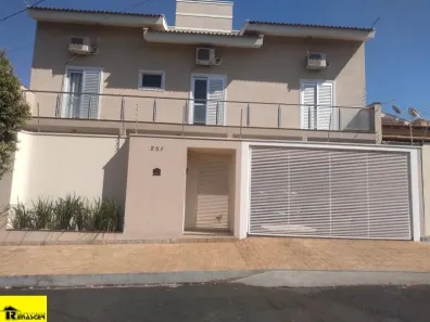 Sobrado com 3 Quartos à venda, 126m² no Jardim Conceição, São José do Rio Preto