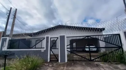Casa com 3 Quartos para alugar, 230m² no Jardim Chapadão, Campinas