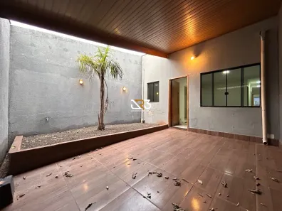 Casa com 3 Quartos para alugar, 135m² no Jardim Tókio, Londrina