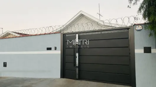 Casa com 3 Quartos para alugar, 143m² no Jardim Eliana, Araraquara