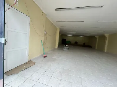 Ponto Comercial para alugar, 275m² no Jardim Santo Antônio, Santo André