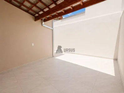 Casa com 2 Quartos à venda, 76m² no Piracangaguá, Taubaté