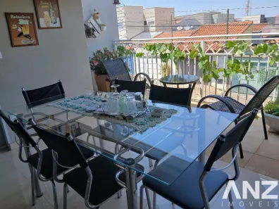 Sobrado com 3 Quartos à venda, 135m² no Jardim Piratininga, Franca