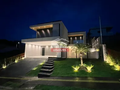 Casa com 4 Quartos à venda, 276m² no Residencial Rio Araguaia, Senador Canedo