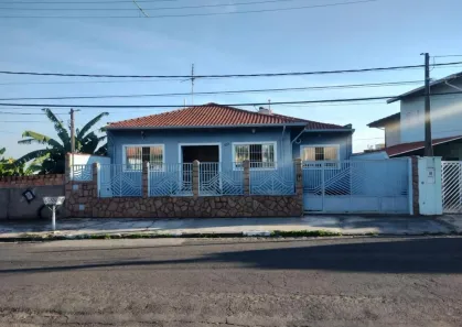 Casa com 4 Quartos para alugar, 219m² no Parque Jambeiro, Campinas