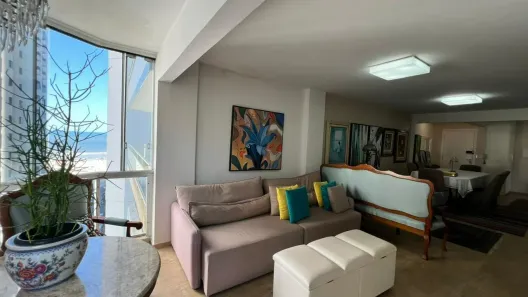 Apartamento com 3 Quartos à venda, 138m² no Centro, Balneário Camboriú